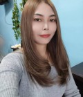 Dating Woman Thailand to บ้านดุง : Napaporn, 38 years